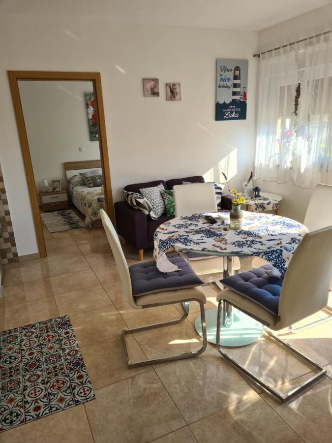 Apartman Luka 반졸레 외부 사진