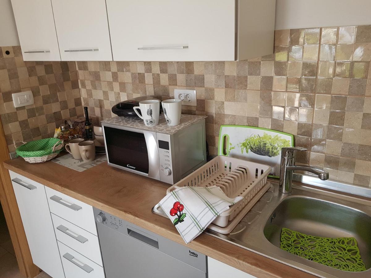 Apartman Luka 반졸레 외부 사진