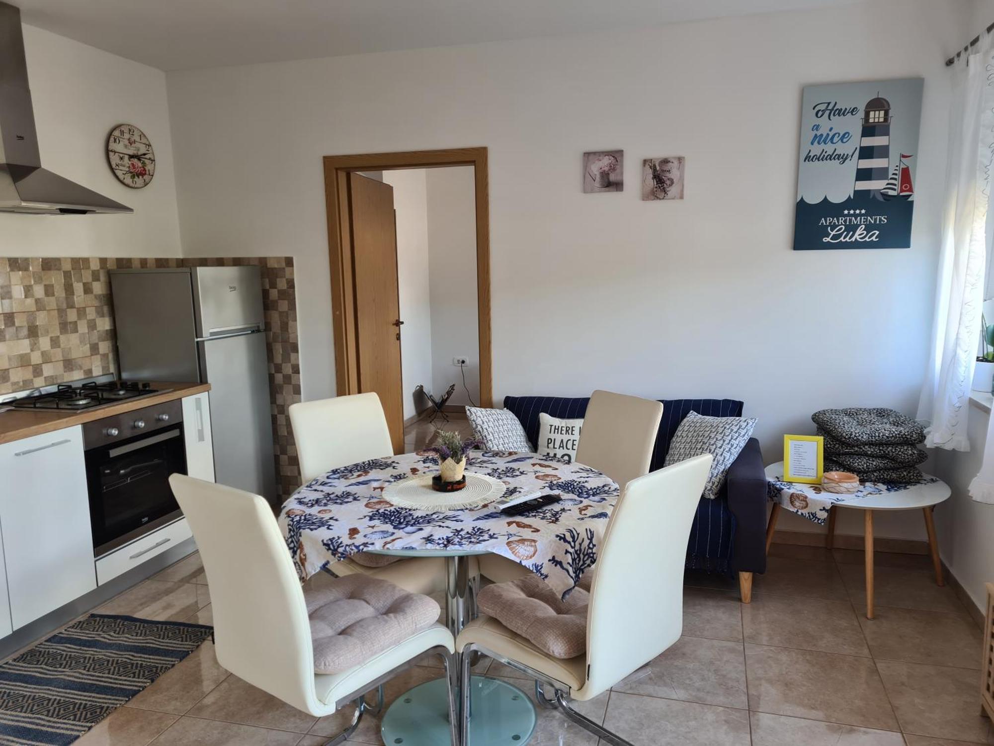 Apartman Luka 반졸레 외부 사진